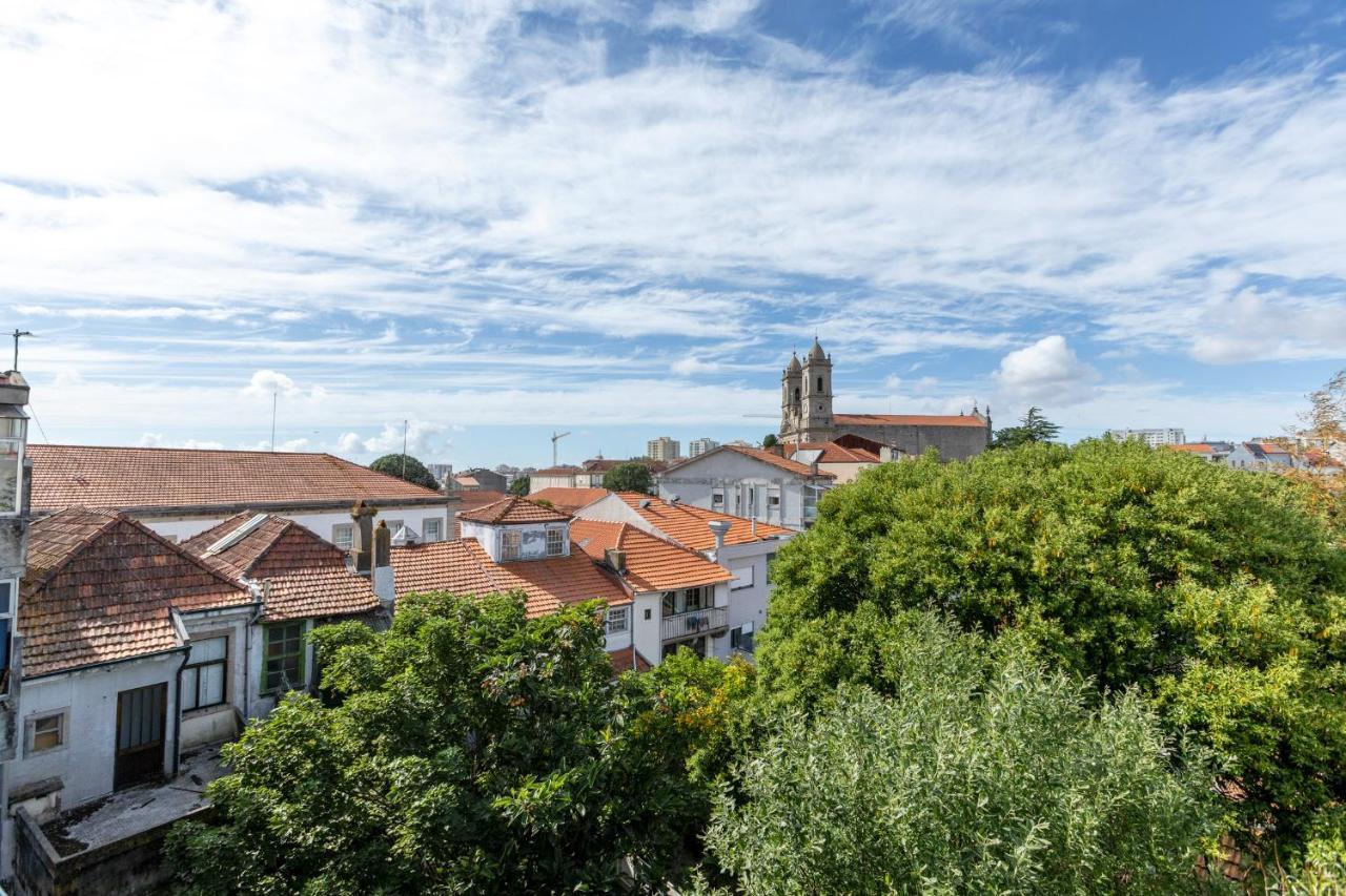 ! Luminous 2Br Top Floor ! Praca Da Republica 波尔图 外观 照片