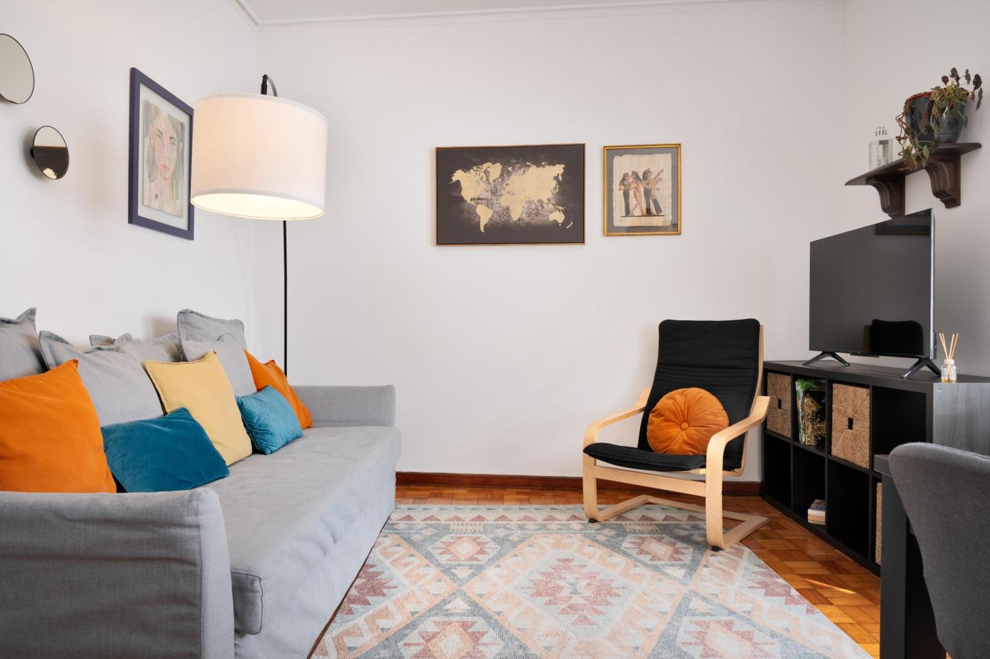 ! Luminous 2Br Top Floor ! Praca Da Republica 波尔图 外观 照片