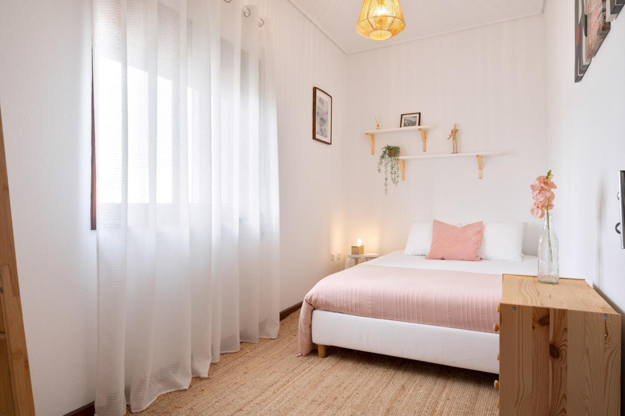 ! Luminous 2Br Top Floor ! Praca Da Republica 波尔图 外观 照片